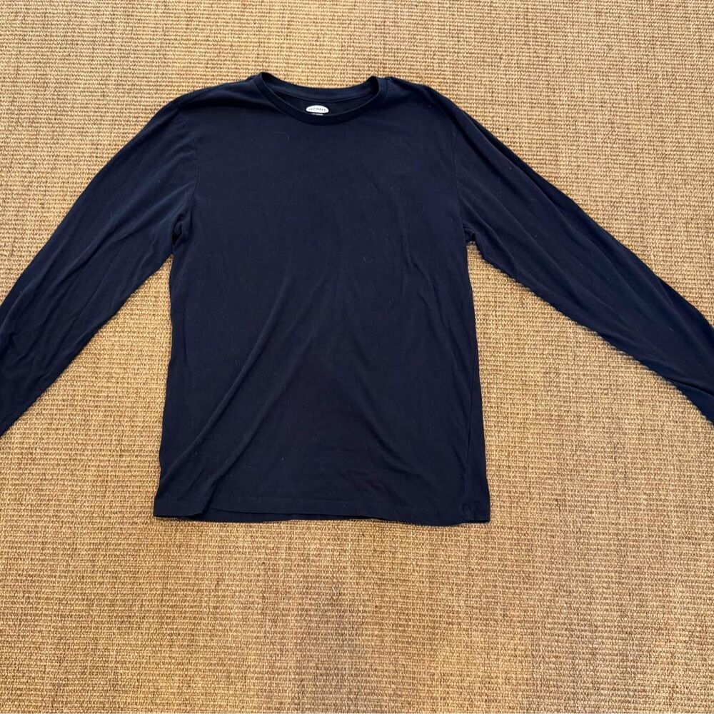 Old Navy Men’s Long Sleeve Shirt-Size Medium